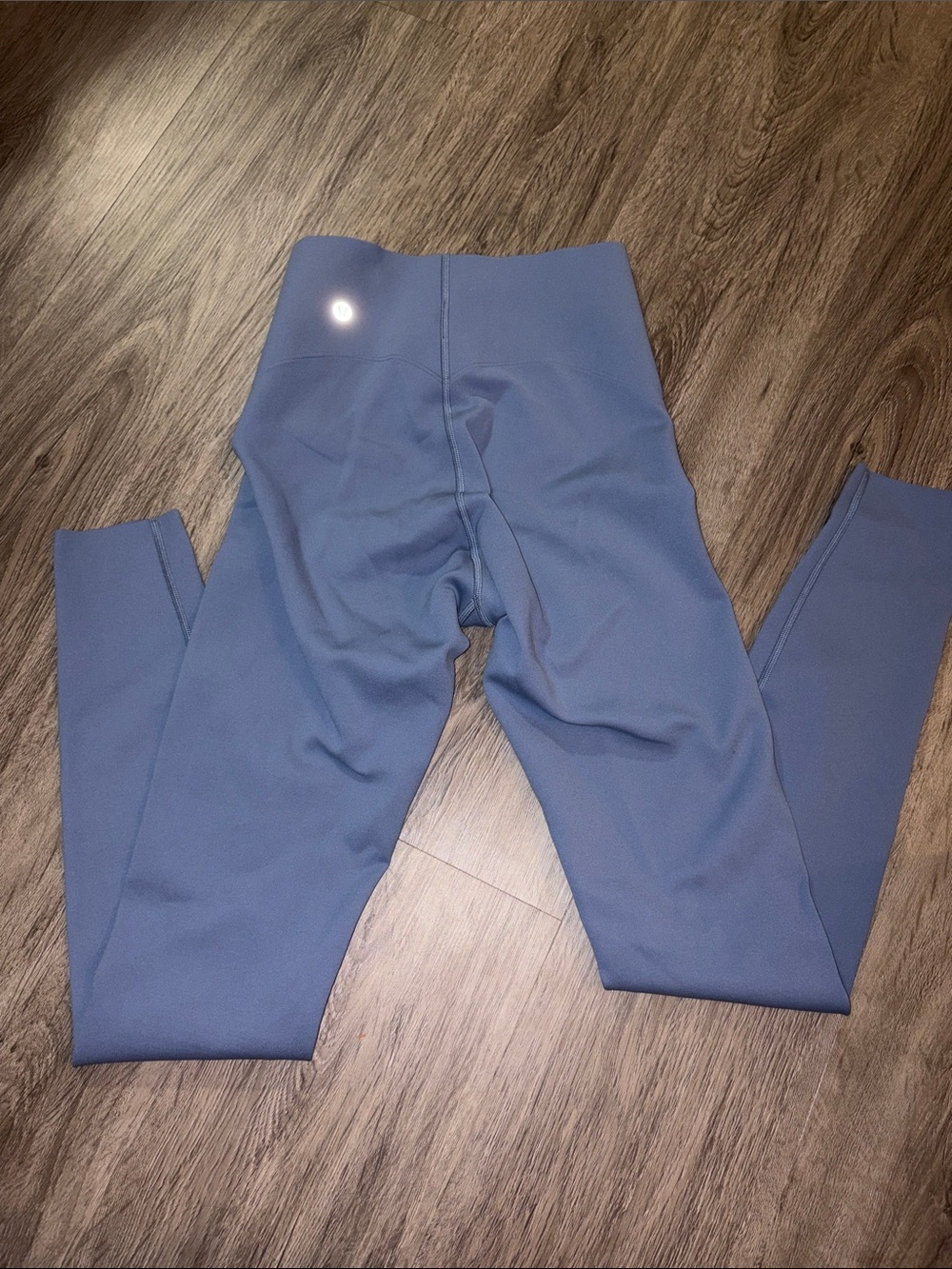 lululemon athletica Glow Up Super High Rise Tight Legging in Wash Denim - Picture 4 of 6